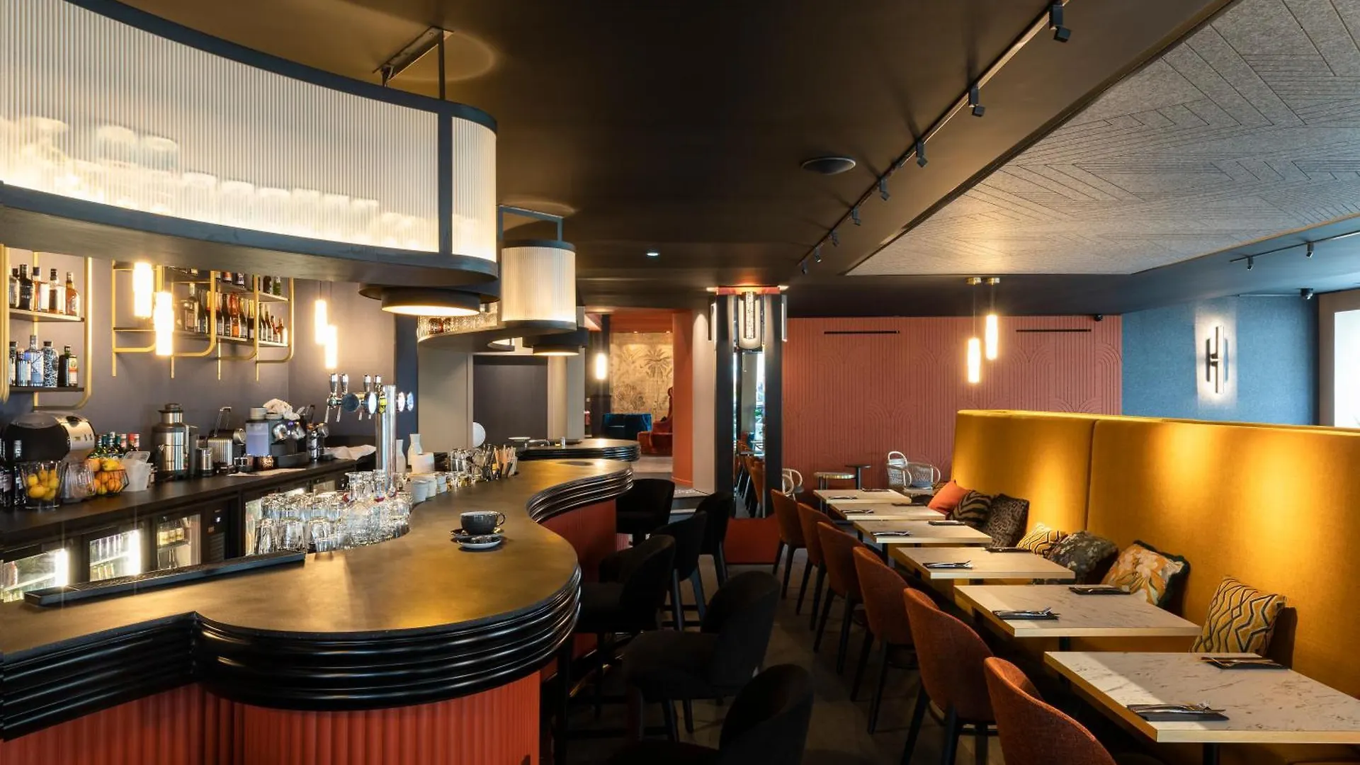 Hotel & Spa Oceania Le Conti Brest 4*,